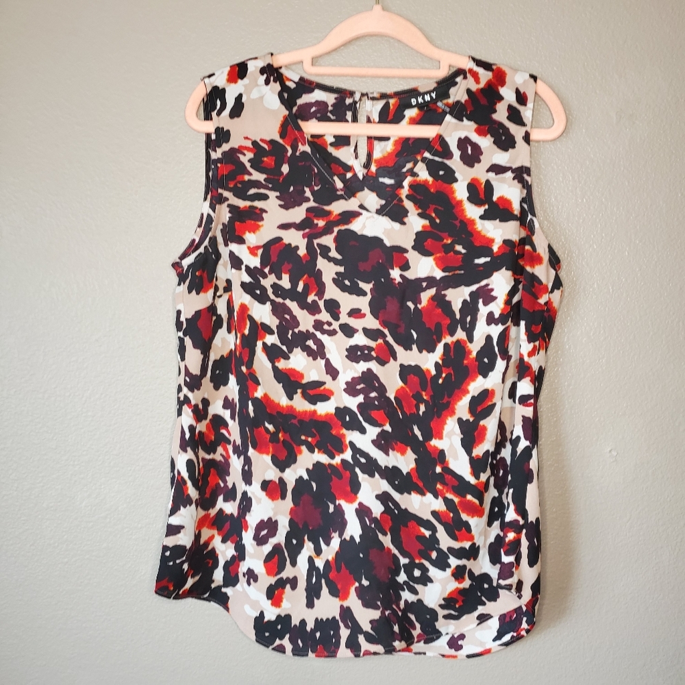 DKNY Leopard Print V-Neck Keyhole Top Sz M